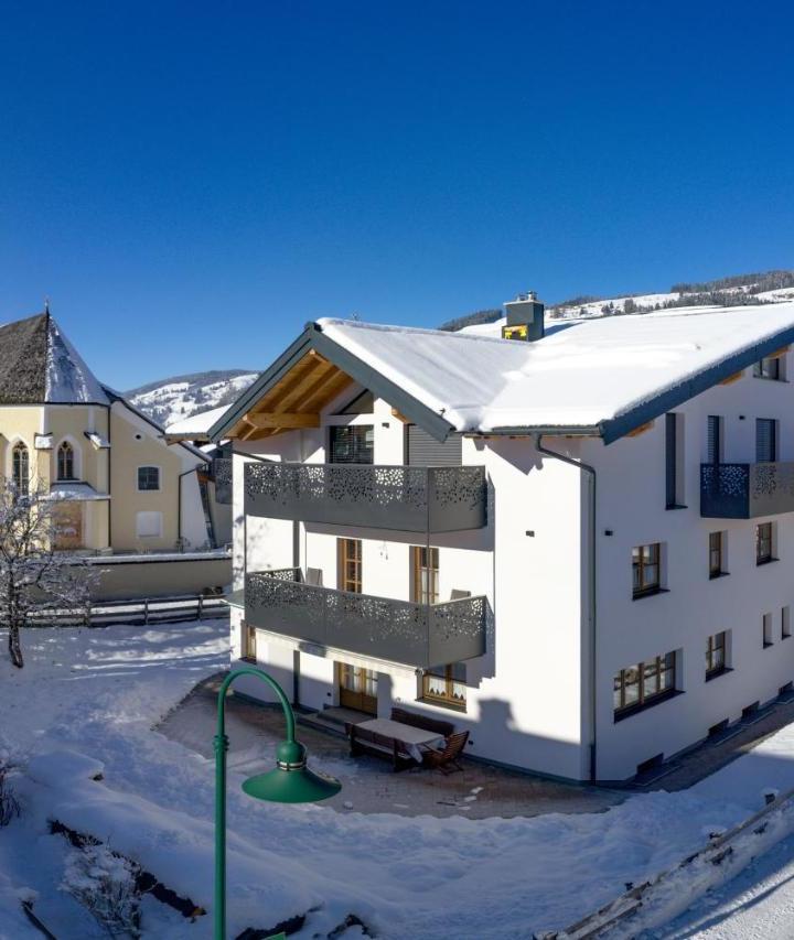 Five-Bedroom House (1 extra-large double bed) - Free WiFi – Ferienhaus Mit 5 Separaten Schlafmoglichkeiten