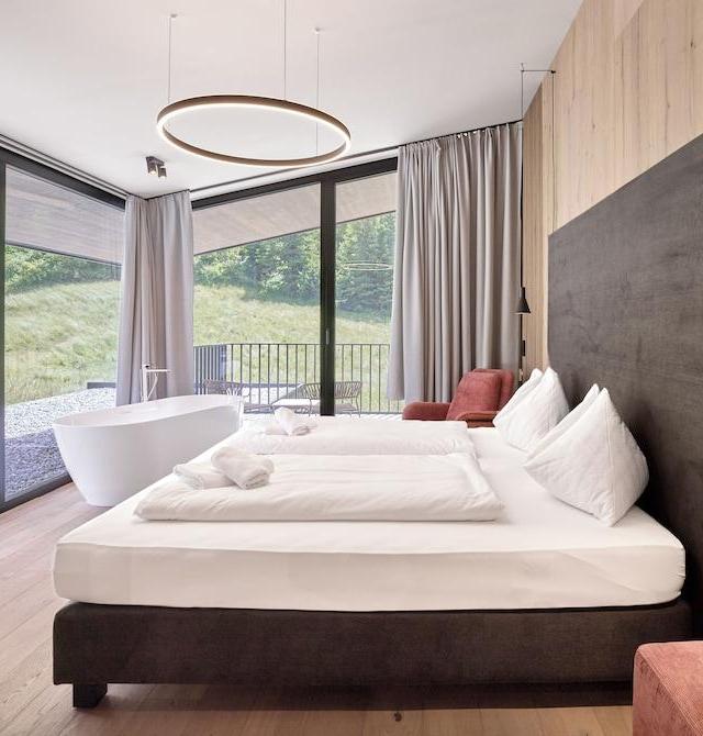Chalet White Pearl by Myalps – billede 2