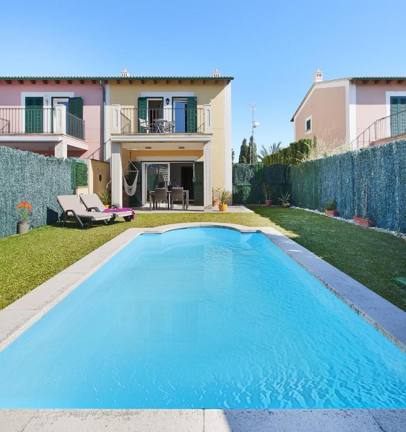 Villa Syrah