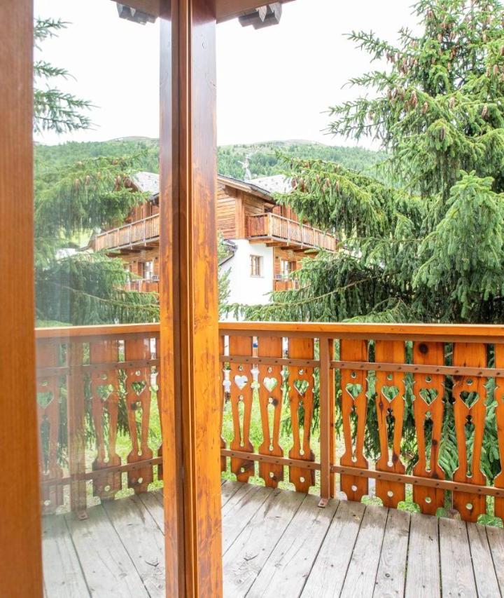 Two-Bedroom Chalet (2 single beds) - Free WiFi – Chalet Sebastian