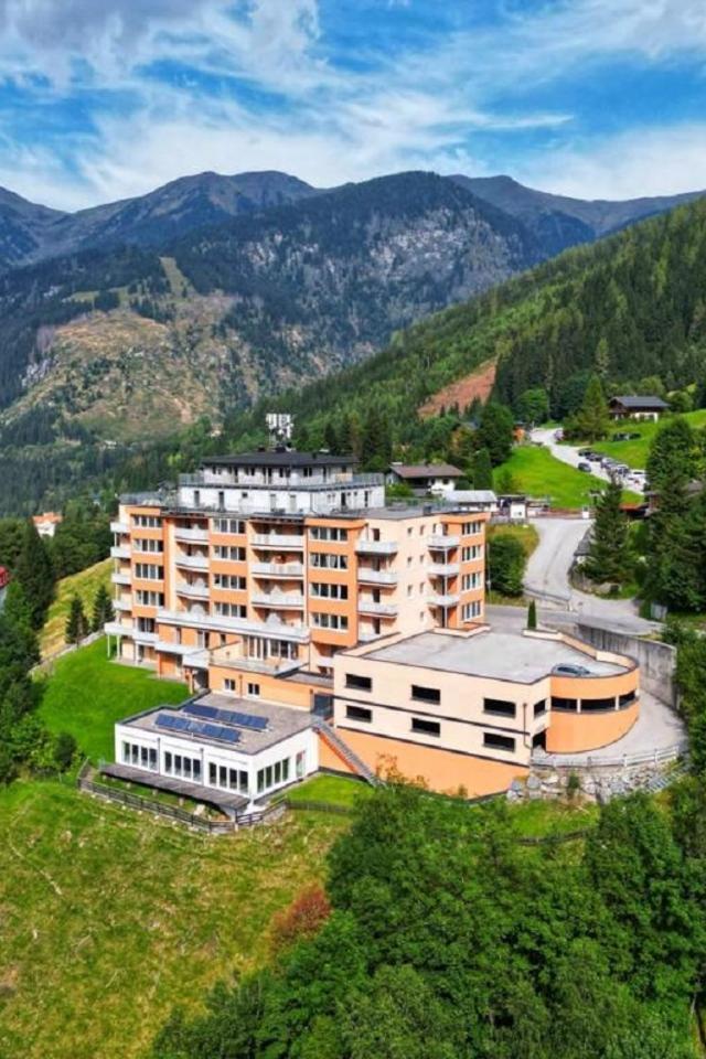 Panorama SPA Lodges Das.Schiller