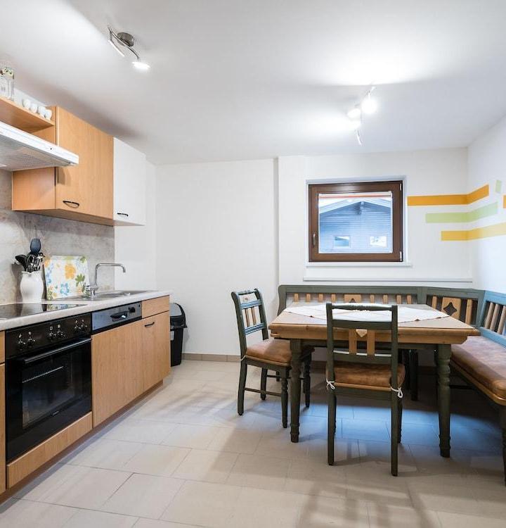 Apartment (3 Large Twin Beds) – Rummelig lejlighed i Salzburg tæt på skiområdet