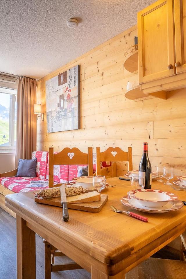 Apartment Lauzieres 307 by Interhome