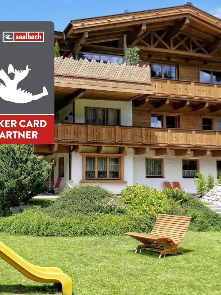 Studio Apartment with Balcony (1 extra-large double bed) - Free WiFi – Studio Niederseer by We Rent, Jokercard Included
