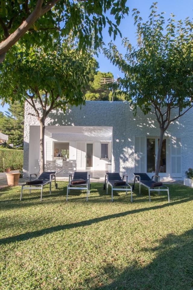 Elegant Beachside Can Catlar Villa – billede 5