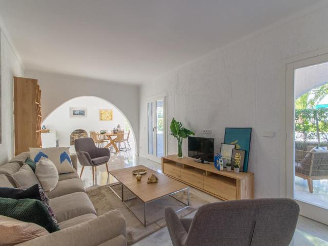 Elegant Beachside Can Catlar Villa – billede 6