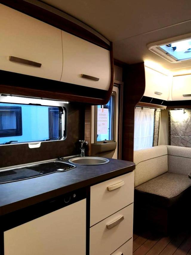 Cozy Caravan in Camping Erlengrund, Bad Hofgastein – billede 5