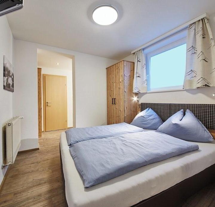 Comfort Studio, 1 Queen Bed, Non Smoking (1 Queen Bed) – Appartements Delfi