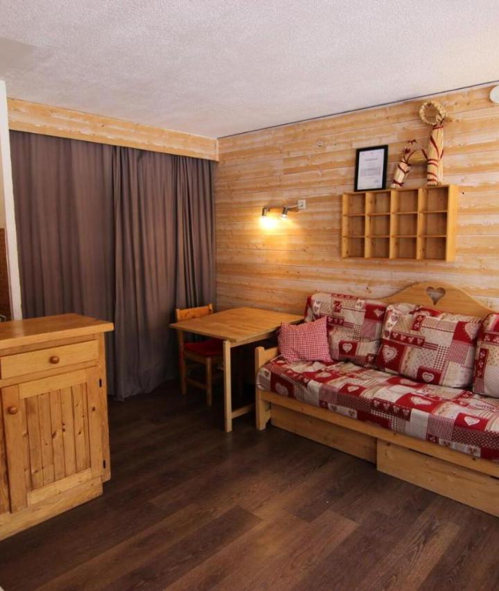 Studio – Residence Neves - Charmant Studio 4 Personnes Dans Le Quartier Anime de la Station Mae-7704