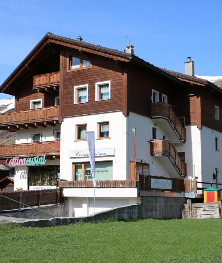 Two-Bedroom Apartment (1 sofa bed) - Free WiFi – Bike&Ski Centro Apartments