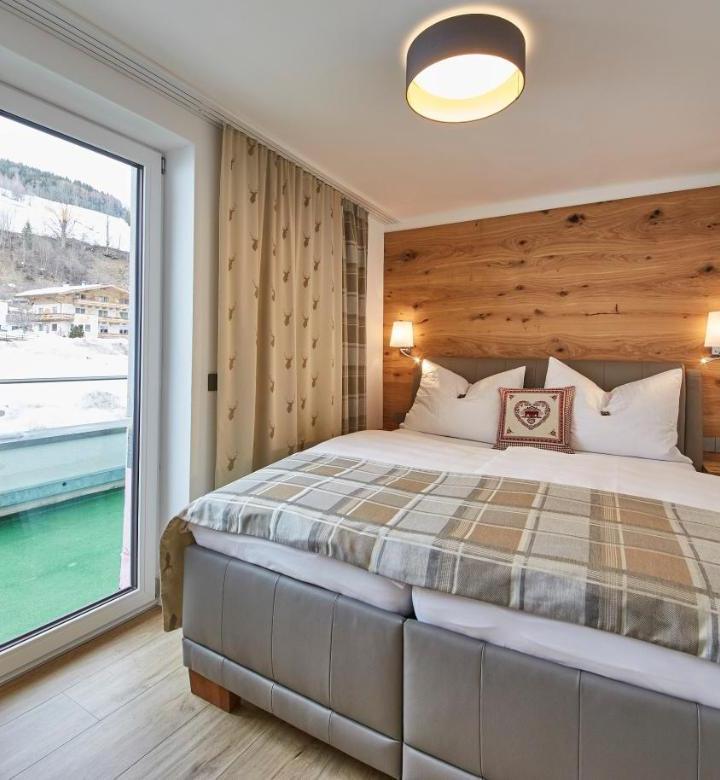 Two-Bedroom Apartment (1 sofa bed) - Free WiFi – Saalbacher Perle Top 4