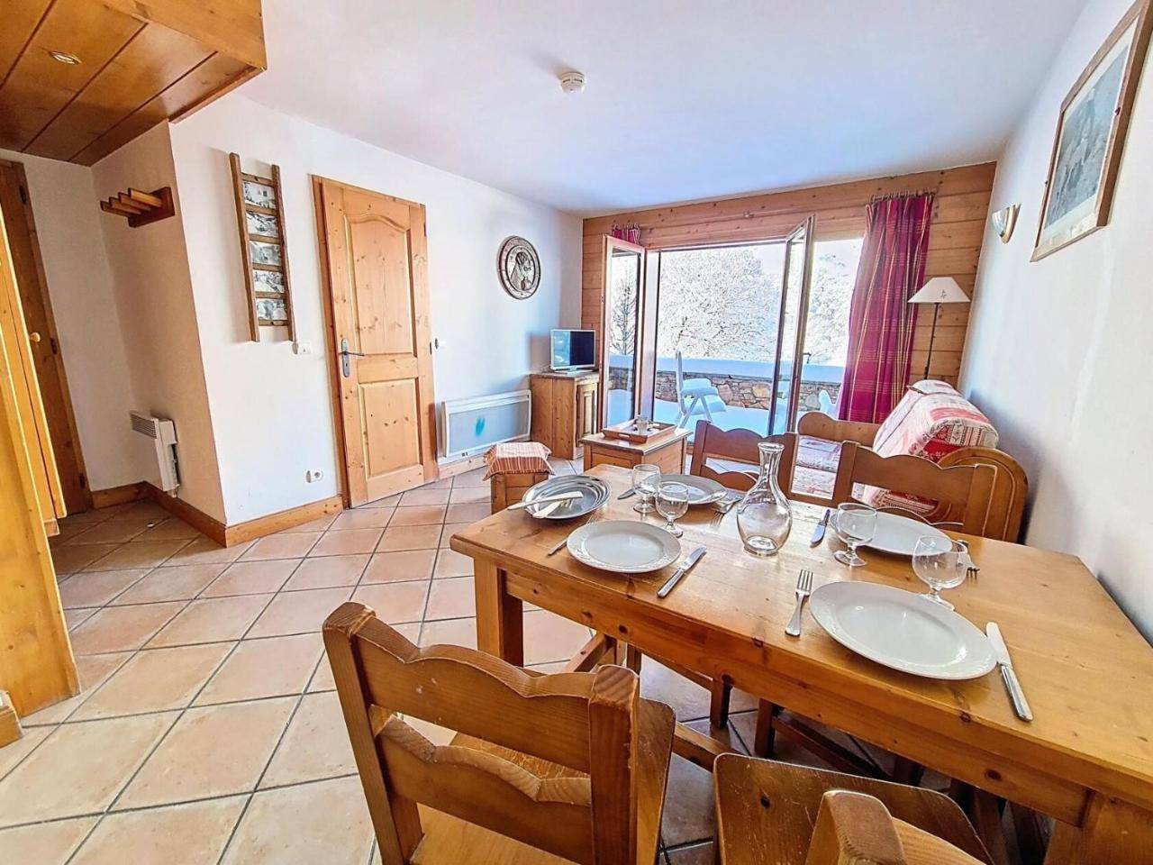 Residence Hameau Des Airelles - Appartement Spacieux. Proche Des Pistes. Balcon Mae-6003, Les Menuires