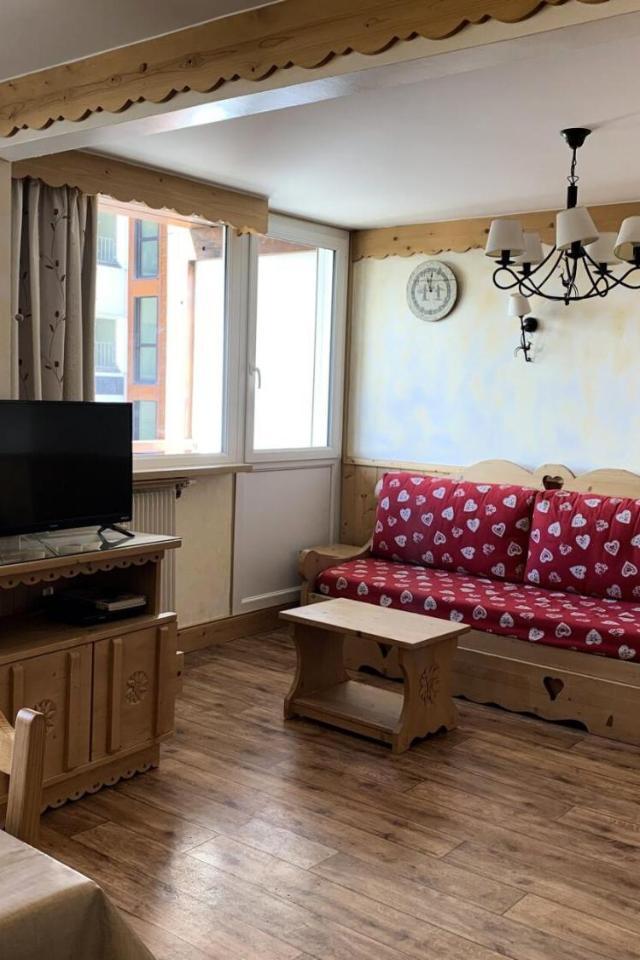 Residence Lauzes - Appartement 6 Personnes Avec Cuisine Equipee Aux Menuires Mae-4684