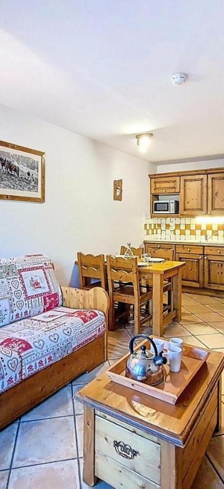 Appartement – Residence Hameau Des Airelles - Appartement Spacieux. Pied Des Pistes.Piscine. Terrasse Mae-2793