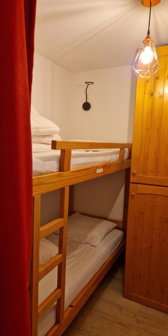2 Piece Cabine Val Thorens – bild 7
