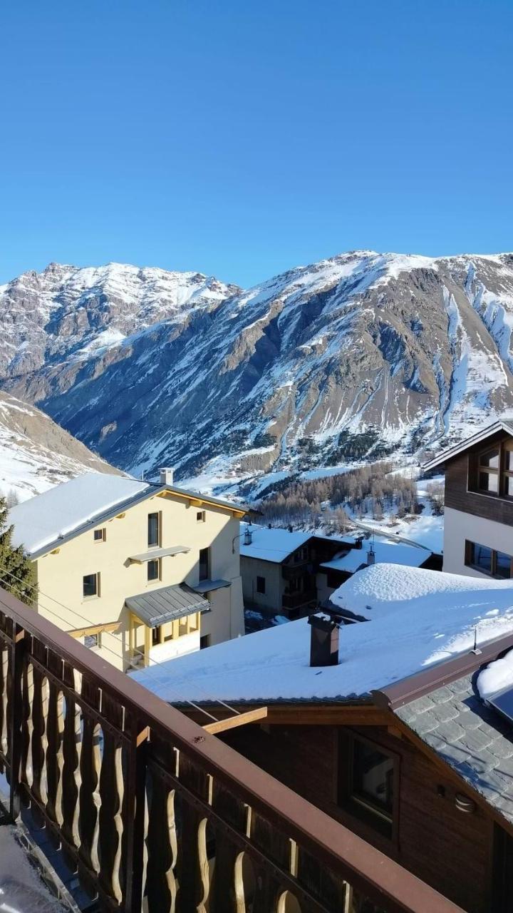 Two-Bedroom Apartment (2 single beds) - Free WiFi – Lika