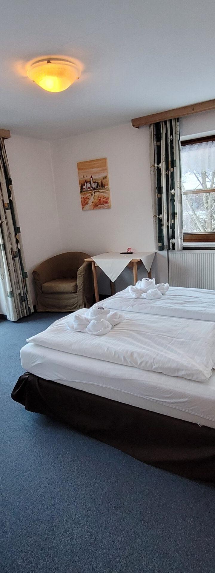 Dobbeltværelse max 2 pers. – Hotel Alpenhof