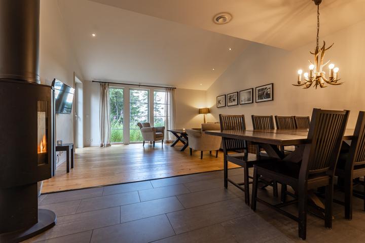 Lindvallen – Timmerbyn Lodge 1310B – 4 soveværelser, 8 senge, 106m2 – Timmerbyn Lodge (1/8)