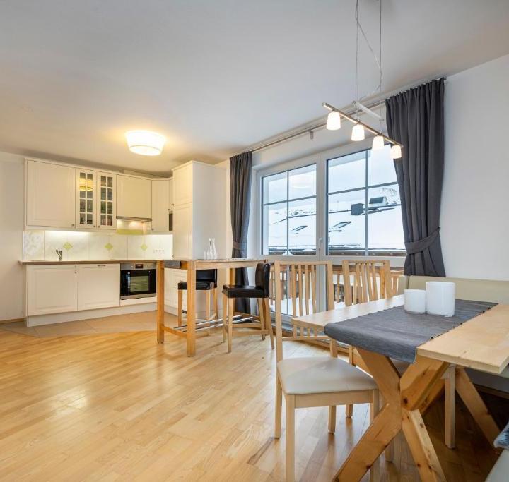 3-værelses lejlighed med balkon – Appartement Haus Faßwald