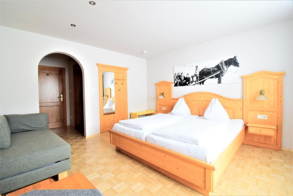 Classic dobbeltværelse med balkon – Austria Alpinhotel