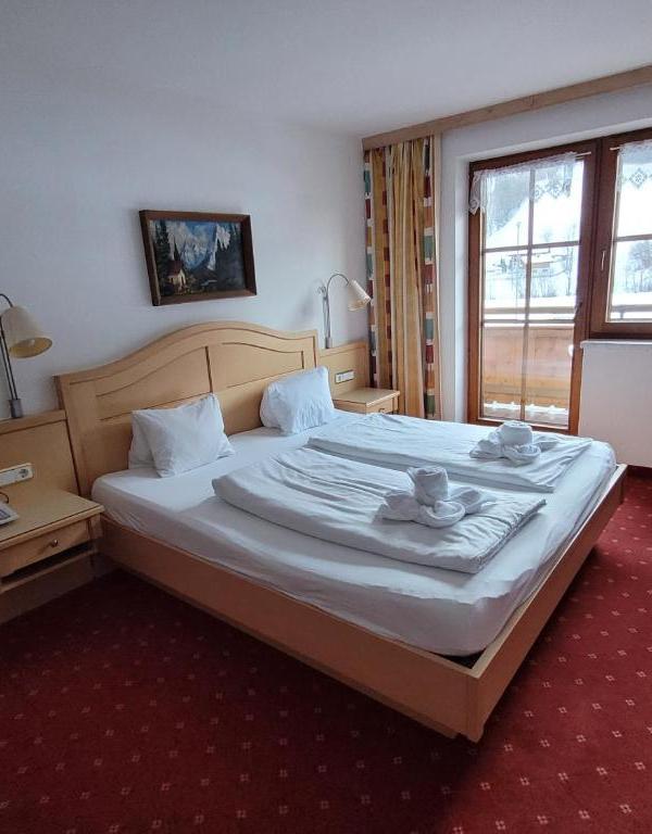 Dobbeltværelse max 2 pers. – Hotel Alpenhof