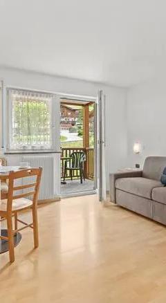3-værelses lejlighed med balkon – Mason Scarzin (Alba)