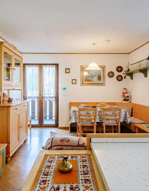 3-værelses lejlighed med balkon 46 m2 – Casa Marmolada (Penia)