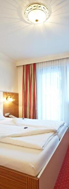 Dobbeltværelse med opredning max 3 pers. – Heli’s B&B (Hinterglemm)