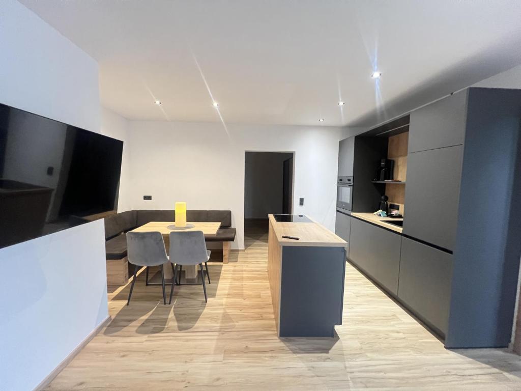 Mountain Apartment max 6 pers. – Lägenhetshotell & restaurang Goldhirsch