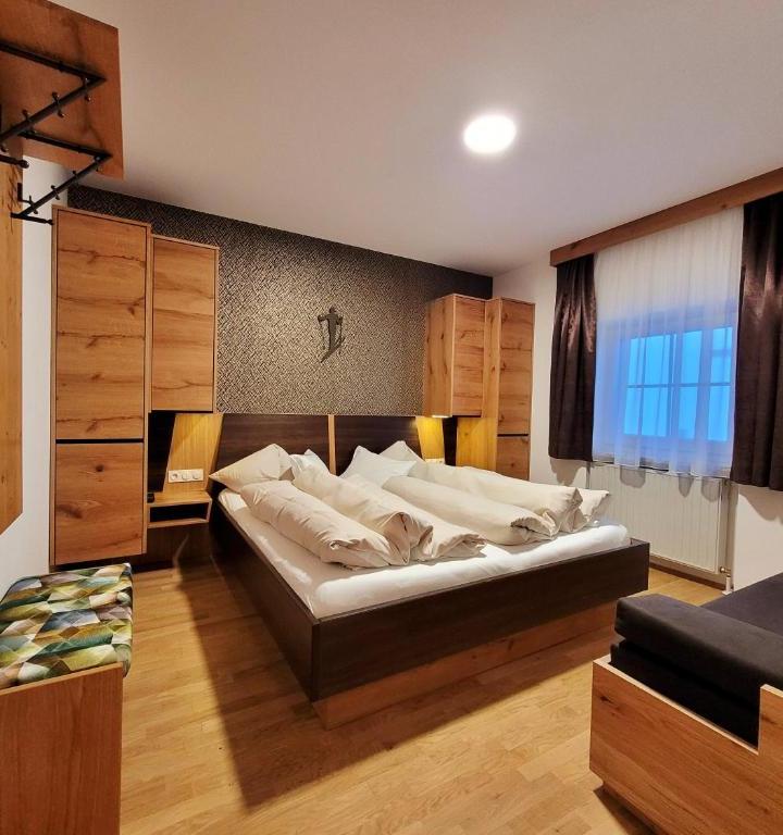 2-værelses lejlighed med balkon 4 pers. – Aparthotel Bernhof