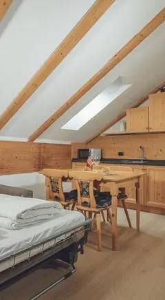 3-værelses lejlighed med balkon – Condominio Penia due (Penia)