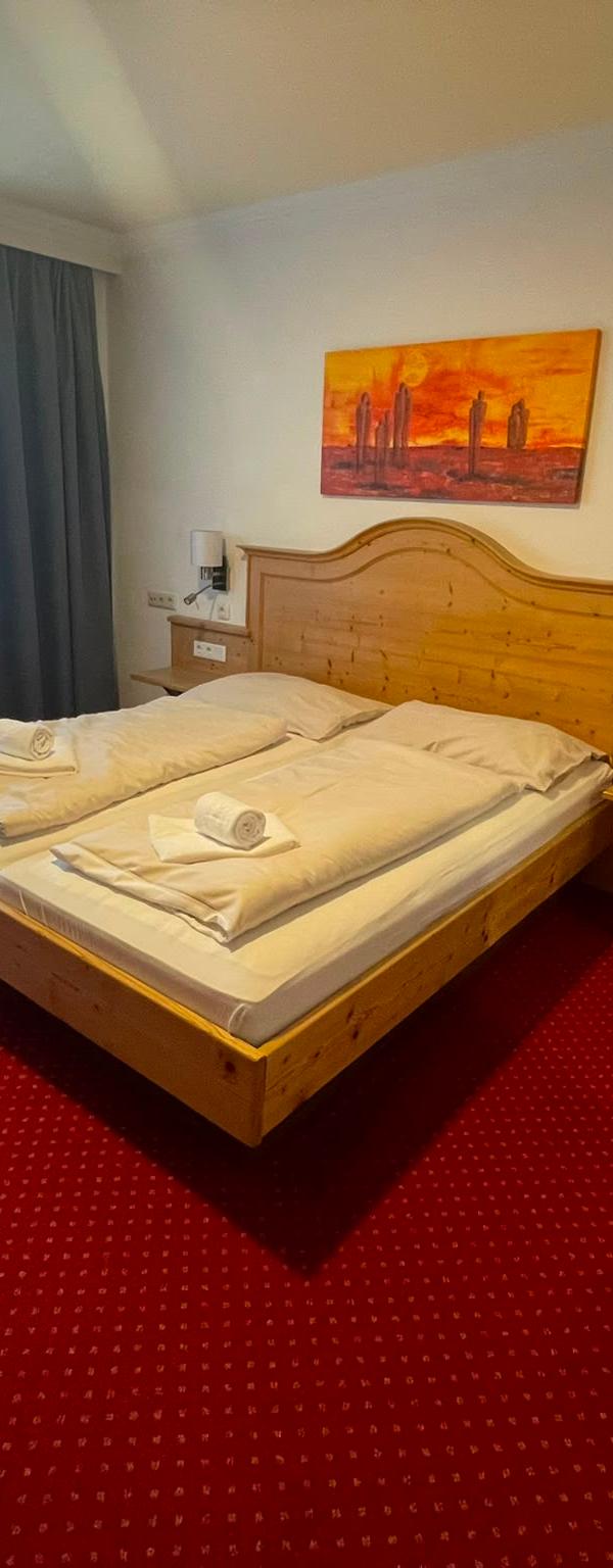 Familieværelse med balkon max 4 pers. – Heli’s B&B (Hinterglemm)