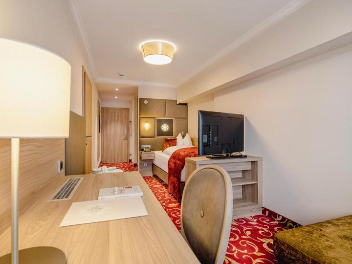 Enkeltværelse max 1 pers. – Hotel Norica Therme (1/4)