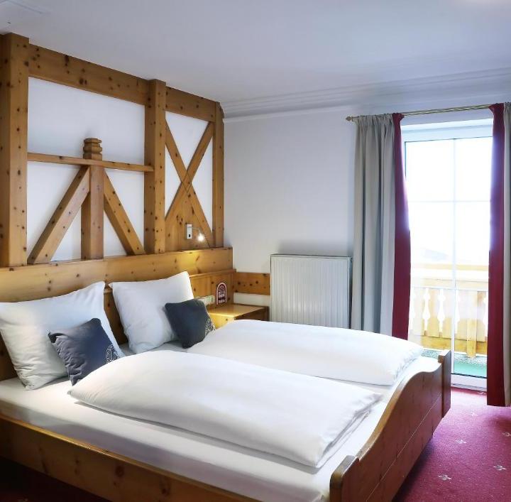 Dobbeltværelse Standard max 2 pers. – JUFA Alpenhotel Saalbach