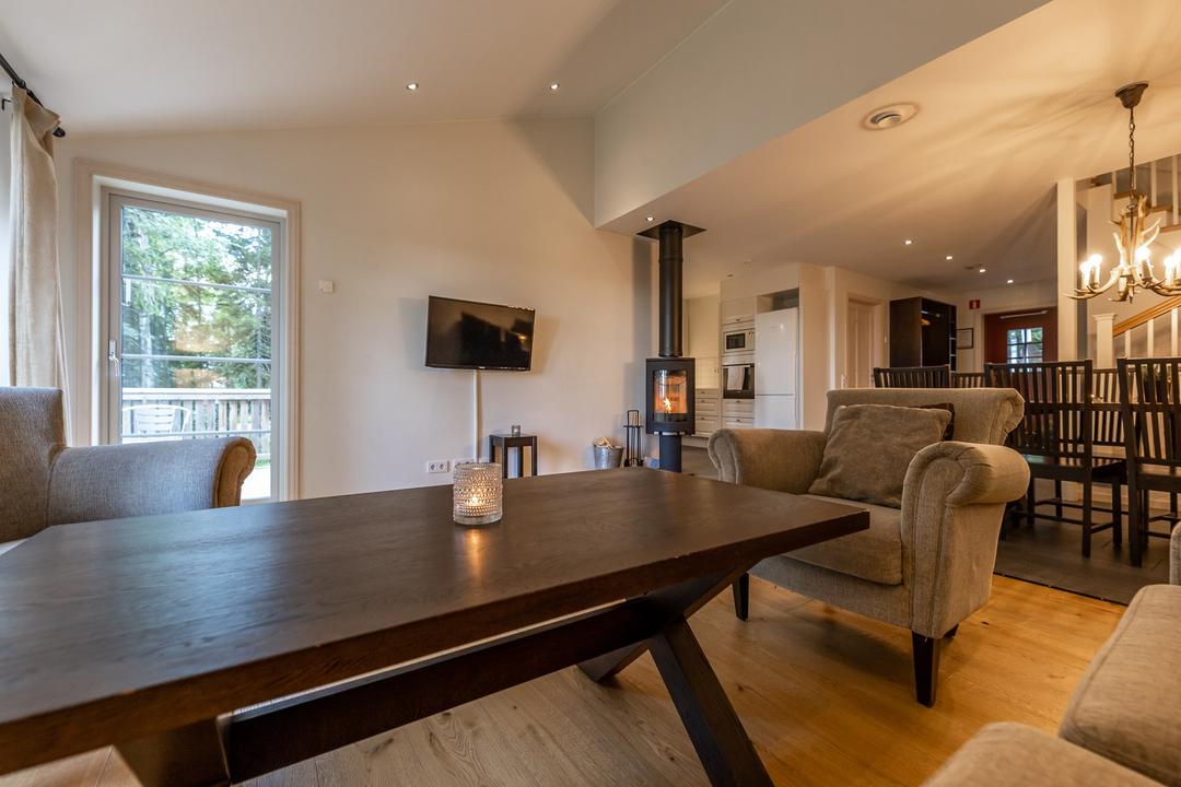 Lindvallen – Timmerbyn Lodge 1310C – 4 sovrum, 8 sängar, 106m2 – Timmerbyn Lodge