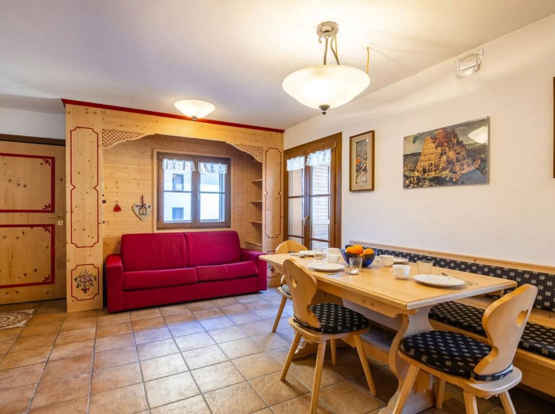 3-værelses lejlighed med balkon max 6 pers. – Casa Emilia