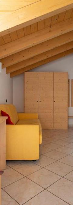 2-værelses lejlighed med balkon – Chalet Loredana