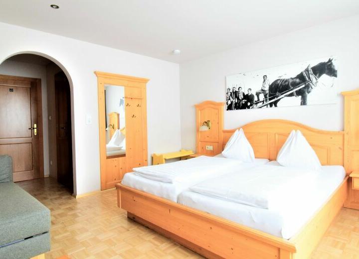 Dobbeltværelse 2+1 pers. – Austria Alpinhotel