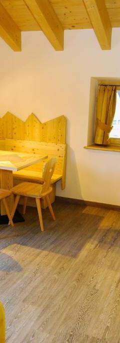 2-værelses deluxe lejlighed med balkon – Baita Cusini