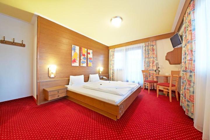 Dobbeltværelse med opredning max 3 pers. – Heli's B&B (Hinterglemm) (1/25)