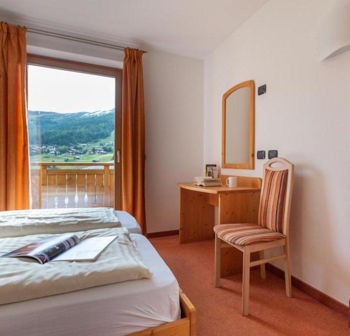 3-værelses lejlighed med balkon – Chalet Loredana