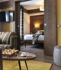 Juniorsuite til 2-3 personer – Hotell Le Hameau du Kashmir - Grand Rue