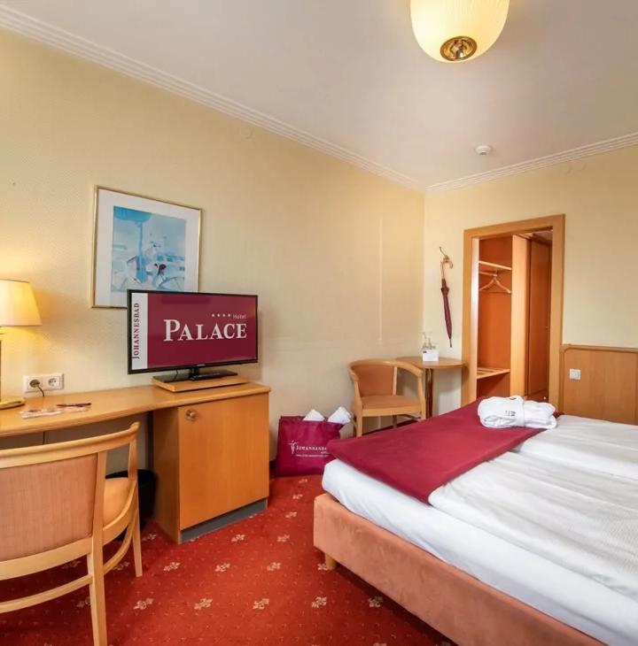 Dobbeltværelse “Kuschelzimmer” max 2 pers. – Johannesbad Hotel Palace