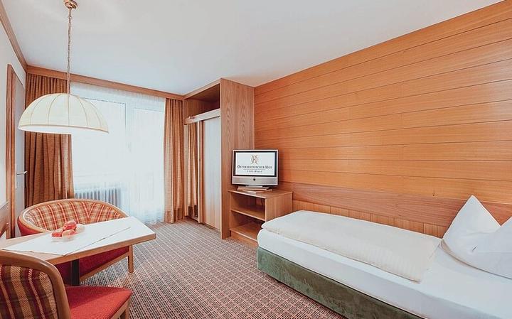 Enkeltværelse “economy” max 1 pers. – Kurhotel Österreichischer Hof (1/2)