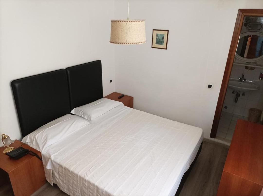 Economy dobbeltværelse – Villa Emma (Alba)