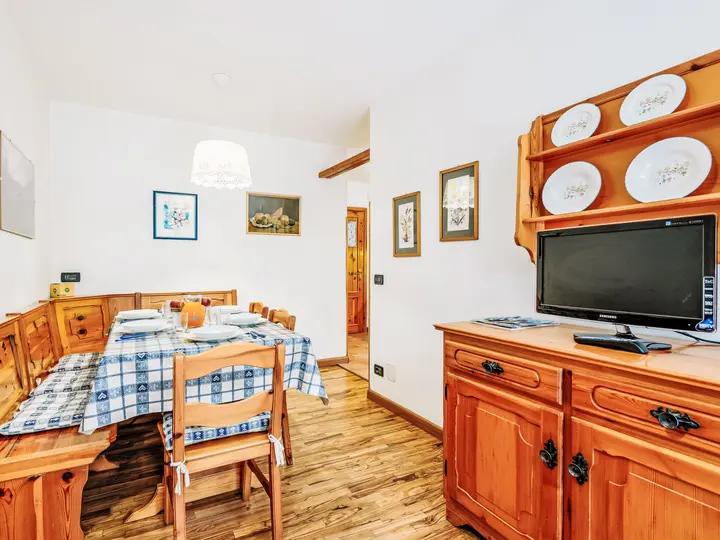 2-værelses lejlighed med balkon 45m2 max 4 pers. – Condominio Val di Fassa (Alba)