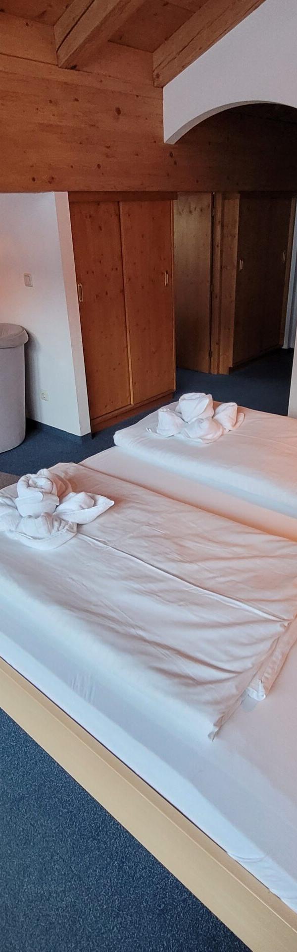 Familieværelse max 4 pers. – Hotel Alpenhof