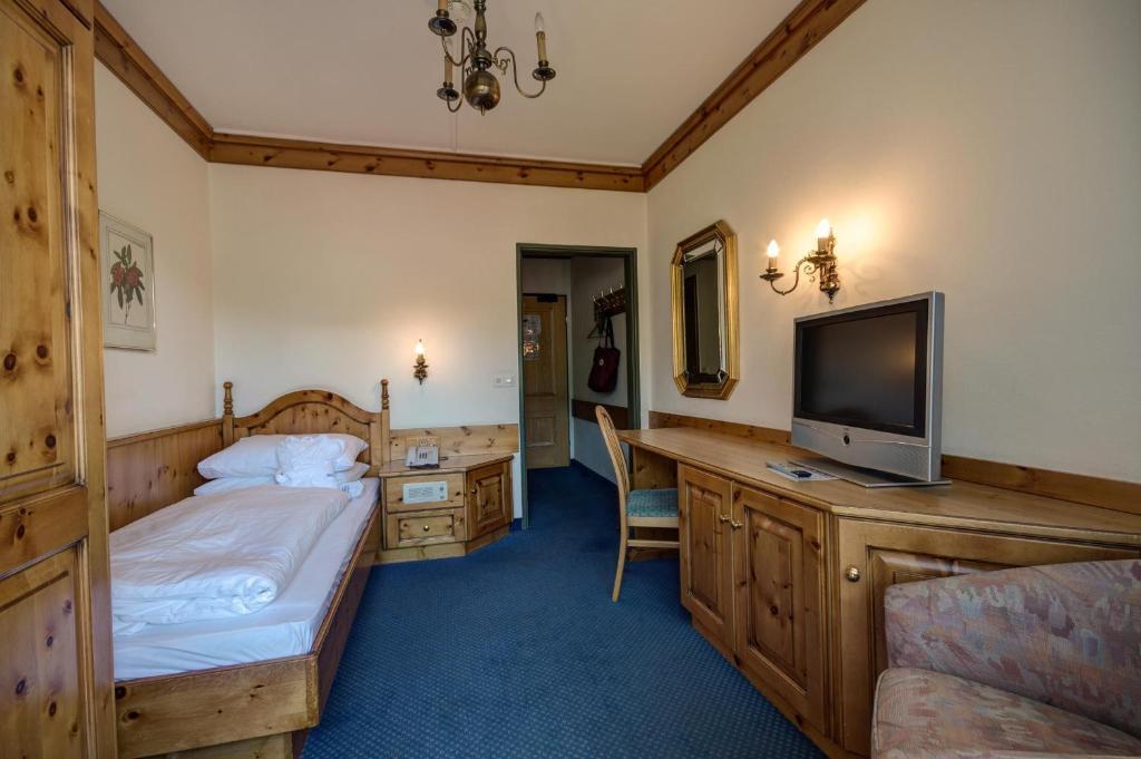 Enkelværelse max 1 pers. – Hotell Alpina Bad Hofgastein