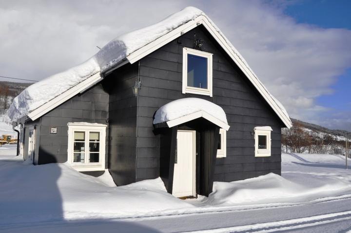 5-værelses hytte til 8 personer – Gommohytte – Øen Turistsenter (1/10)