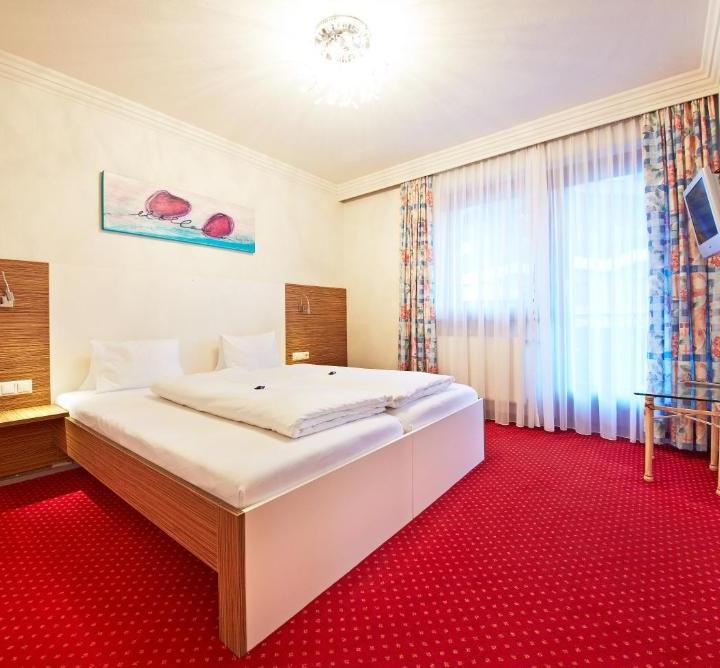 Stort familieværelse max 4 pers. – Heli’s B&B (Hinterglemm)